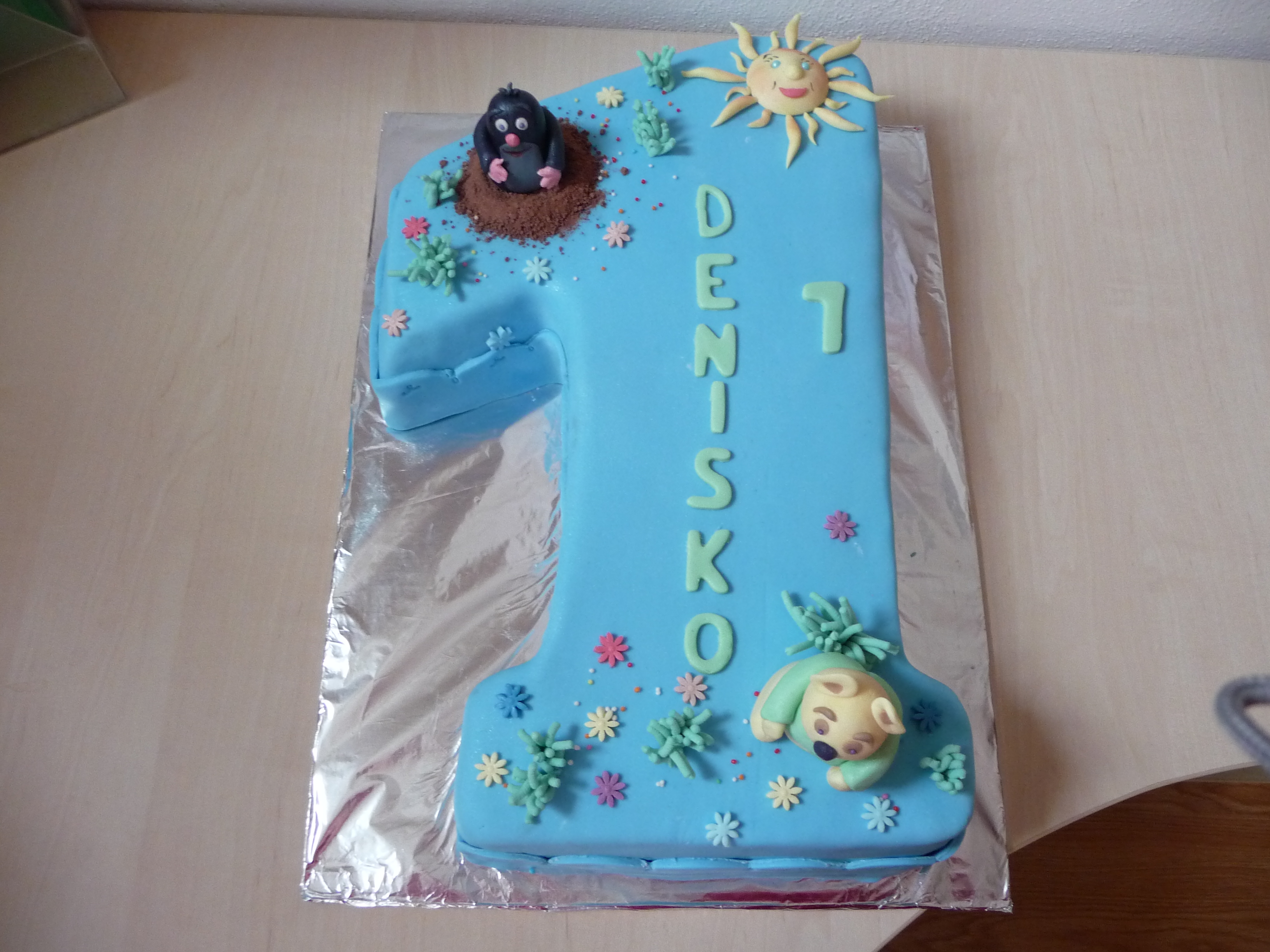 Jednotka s mackom a krtkom